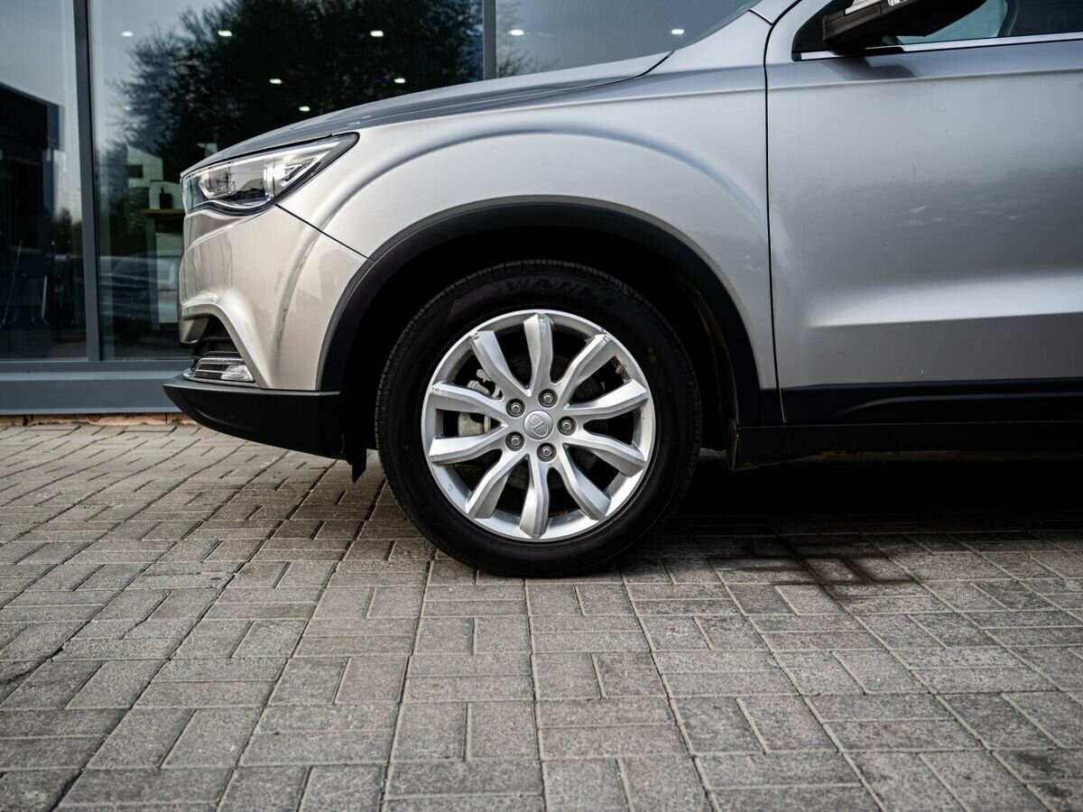 FAW Besturn X40 I, 2020 Фото №9