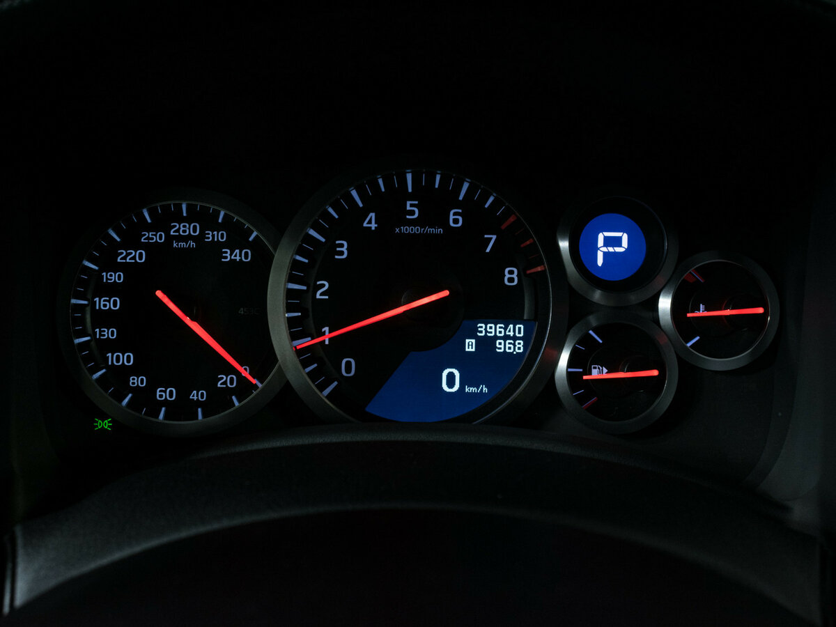 Nissan GT-R I Рестайлинг 1, 2011 Фото №11