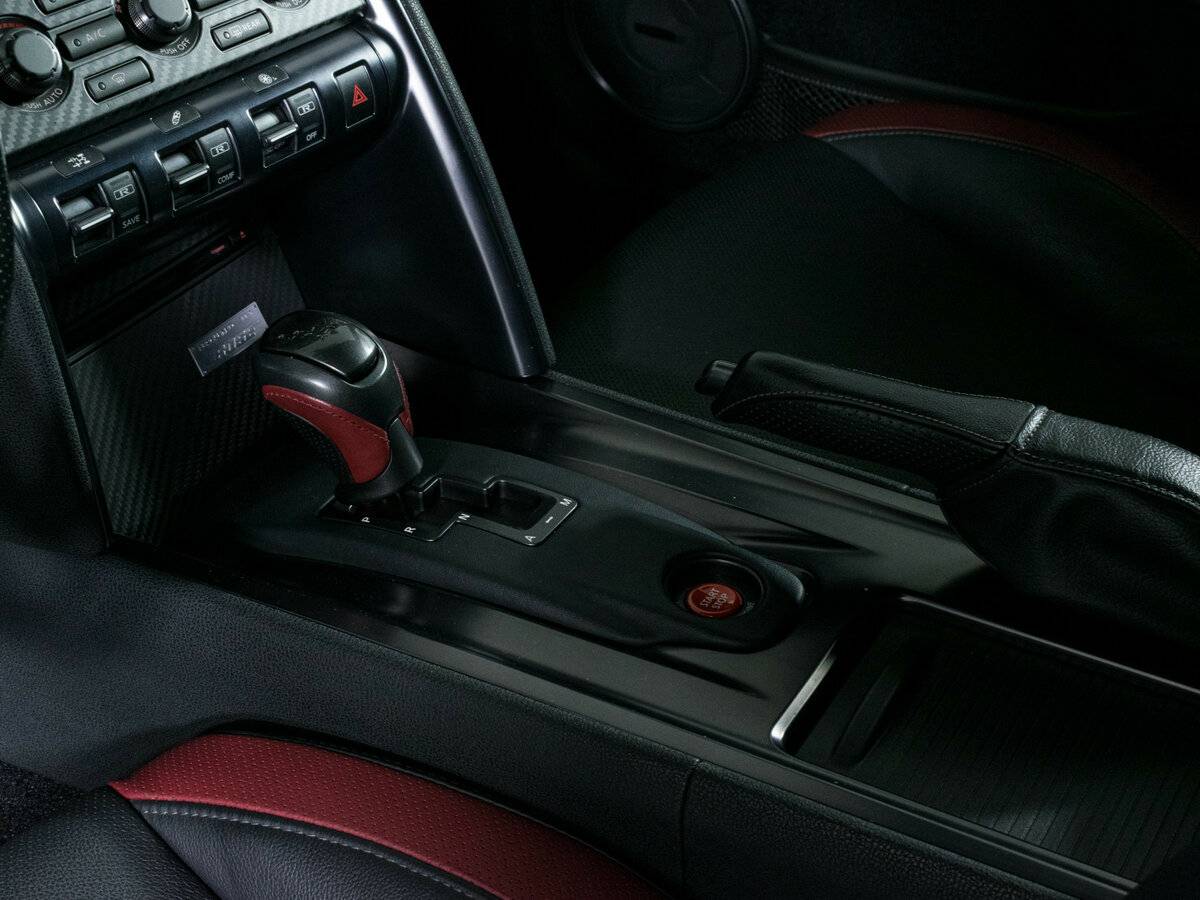 Nissan GT-R I Рестайлинг 1, 2011 Фото №14