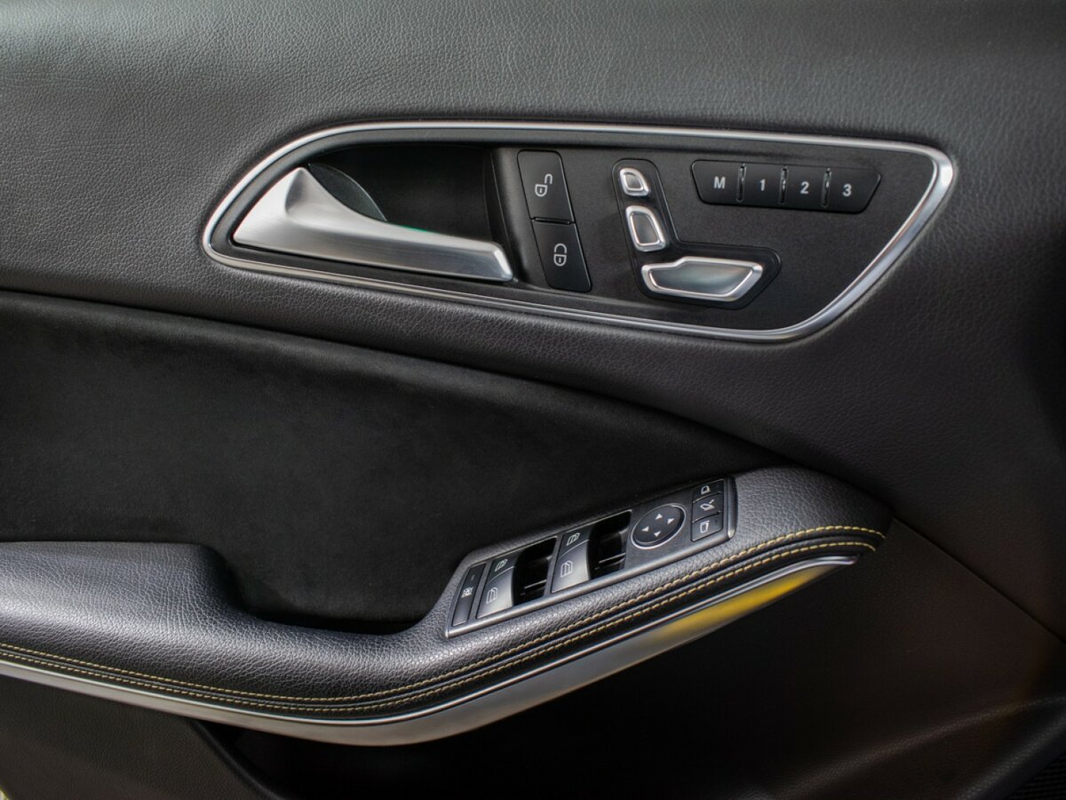 Mercedes-Benz GLA AMG 45 AMG I (X156) Рестайлинг, 2018 Фото №16