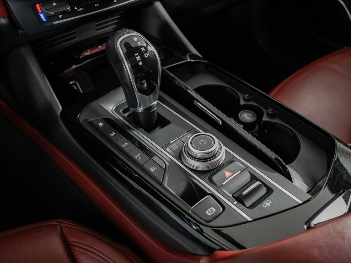 Maserati Levante I, 2017 Фото №18