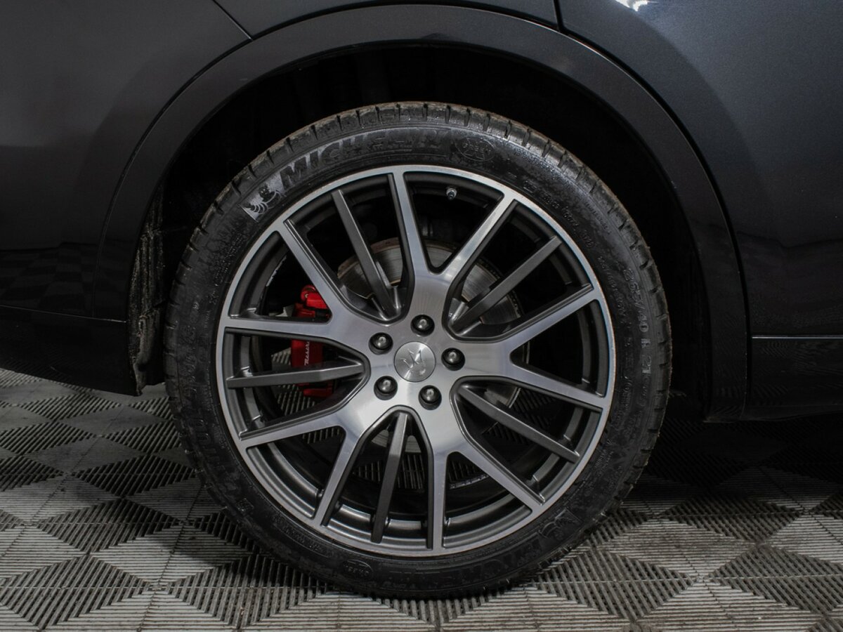 Maserati Levante I, 2017 Фото №23