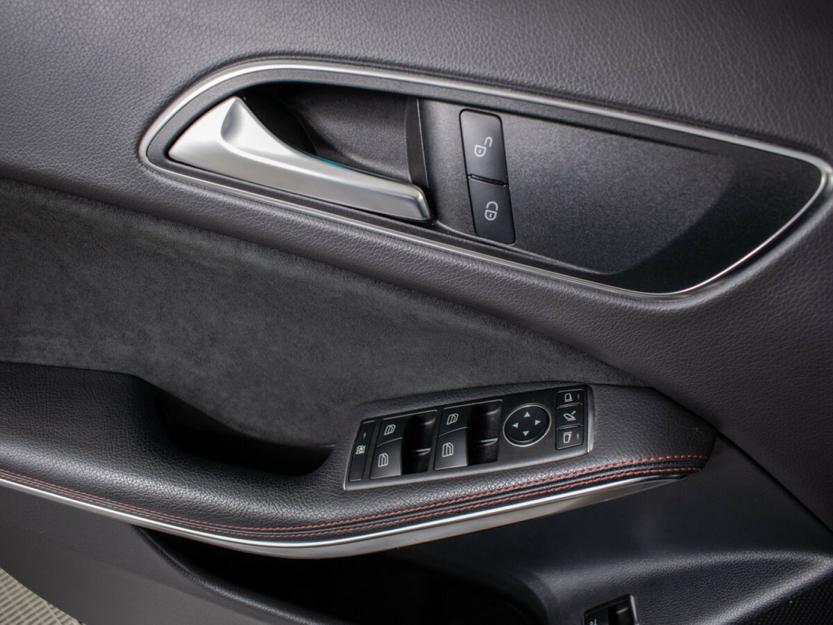 Mercedes-Benz GLA 200 I (X156) Рестайлинг, 2019 Фото №11