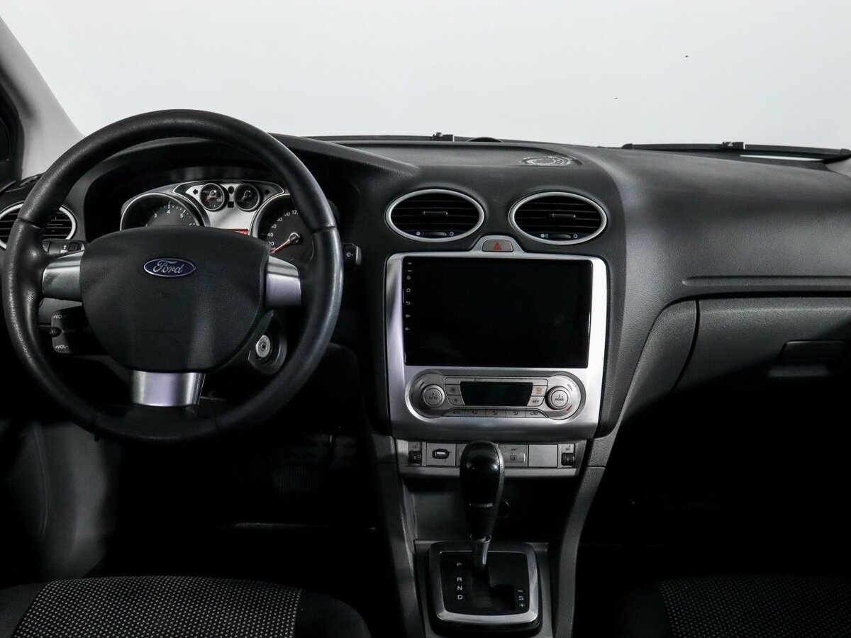 Ford Focus II Рестайлинг, 2010 Фото №9