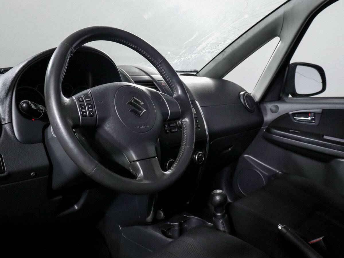 Suzuki SX4 I (Classic) Рестайлинг, 2010 Фото №12
