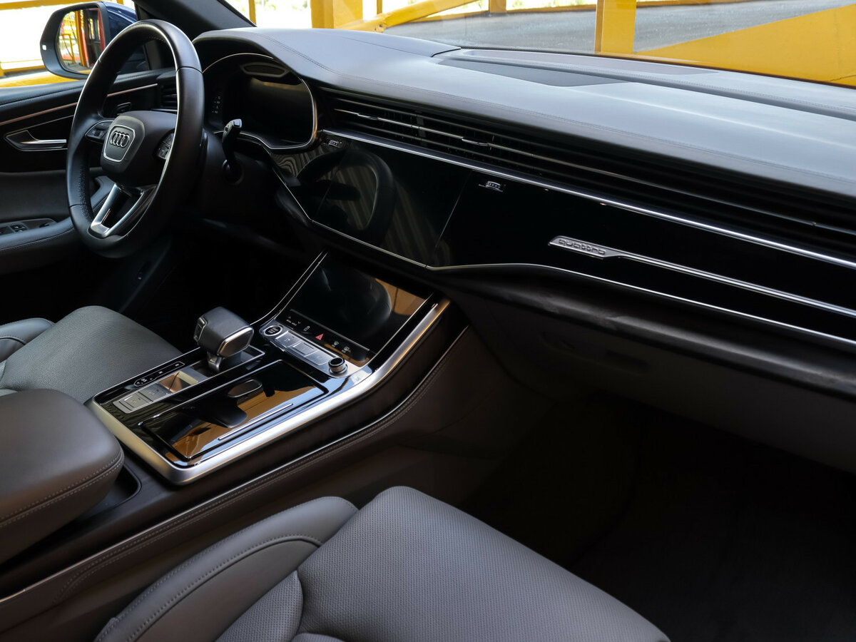 Audi Q8 45 TDI I (4M), 2021 Фото №9