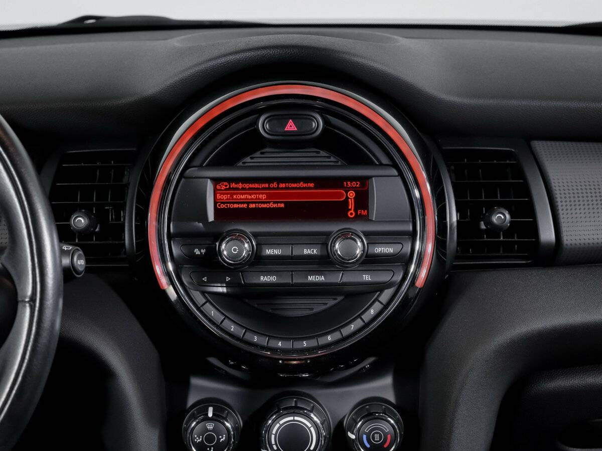 Mini Hatch Cooper III (F55/F56), 2014 Фото №11