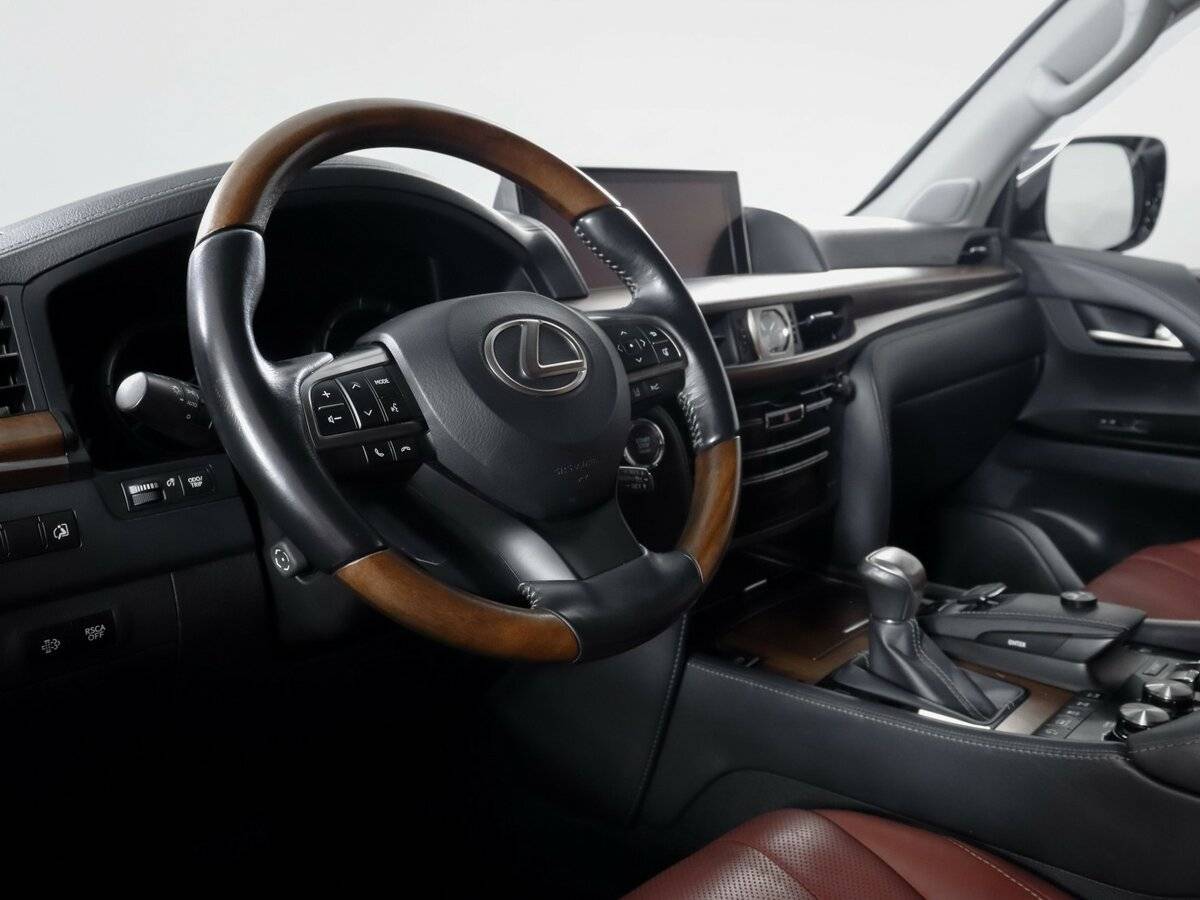 Lexus LX 450d III Рестайлинг 2, 2015 Фото №13