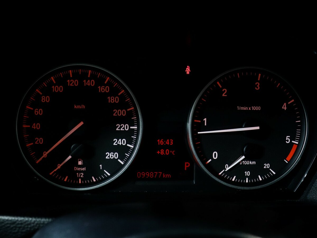 BMW 3 серии 320d xDrive V (E90/E91/E92/E93) Рестайлинг, 2011 Фото №9