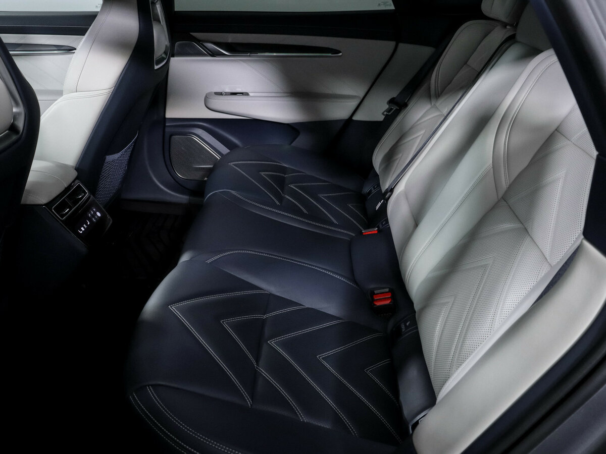 Zeekr 001 100 kWh I, 2022 - 69 719 км. | Фото №7