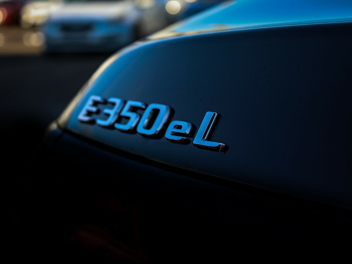 Mercedes-Benz E-Класс 300 e VI (W214, S214), 2024 Фото №29