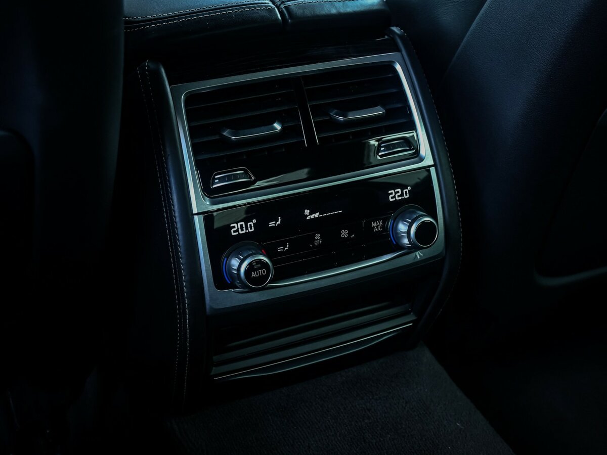 BMW 7 серии 730d xDrive VI (G11/G12) Рестайлинг, 2020 Фото №15