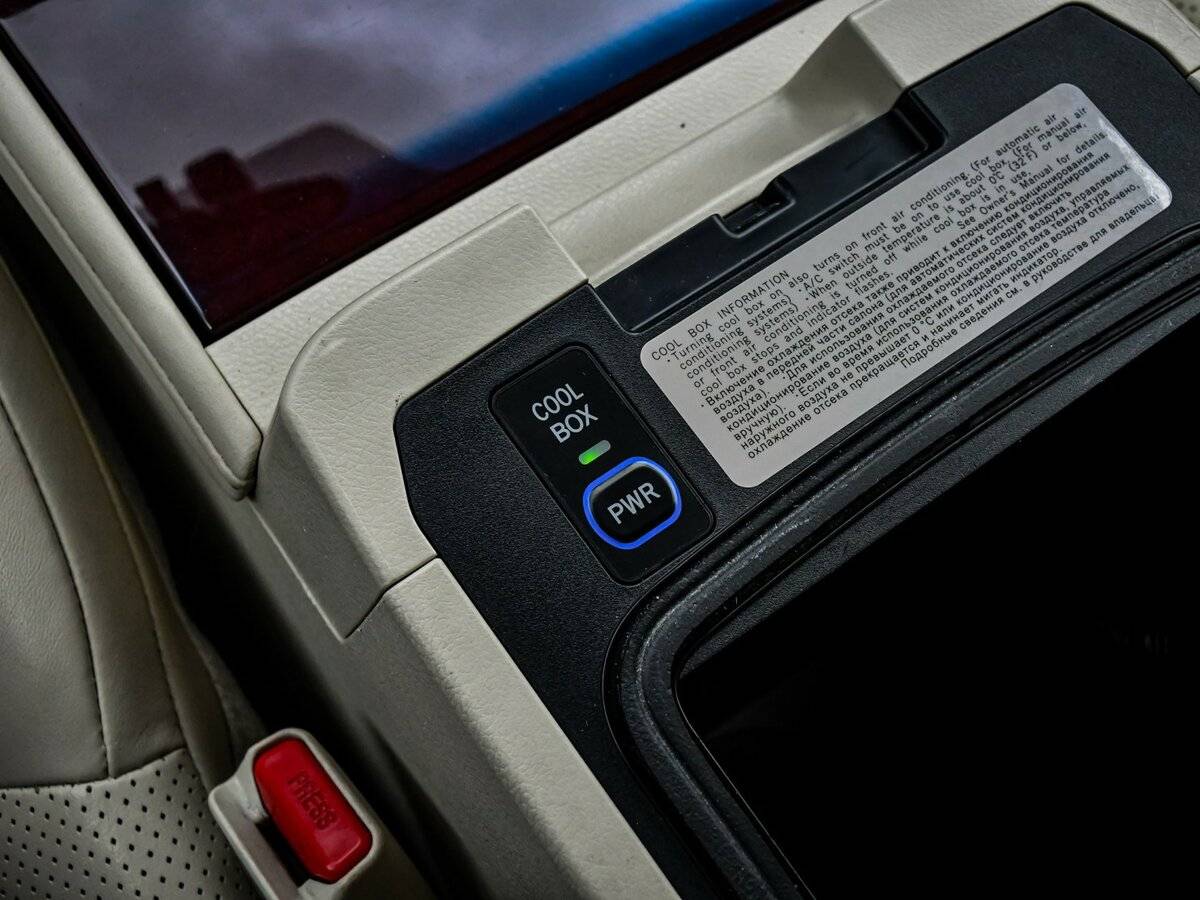 Lexus GX 460 II Рестайлинг, 2018 Фото №27