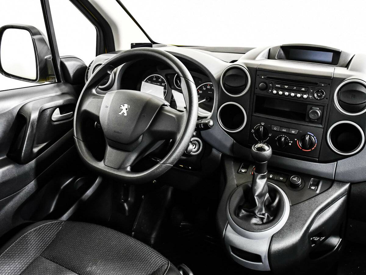 Peugeot Partner Crossway II Рестайлинг 2, 2021 Фото №18