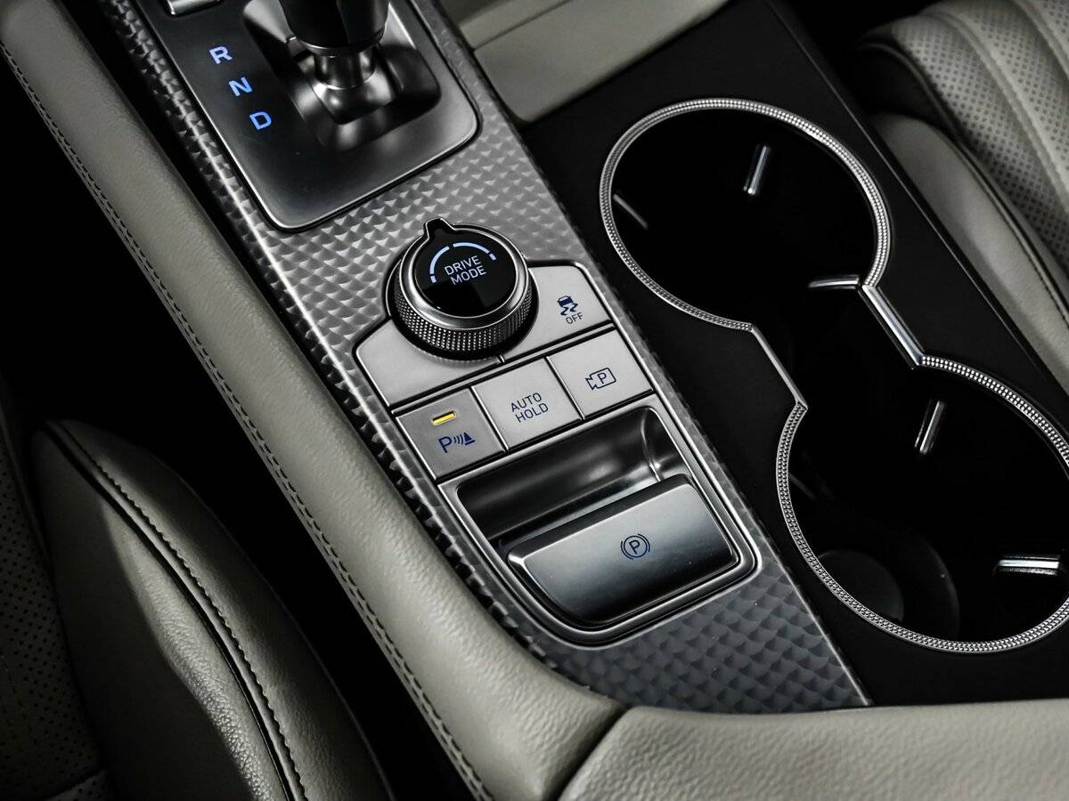 Genesis G70 I Рестайлинг, 2021 Фото №15