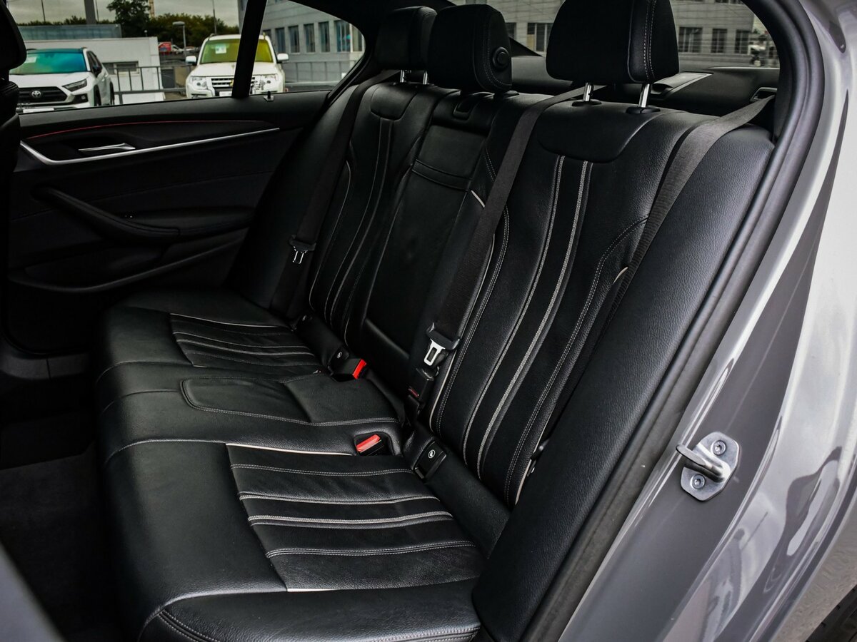 BMW 5 серии 530i xDrive VII (G30/G31) Рестайлинг, 2021 Фото №11