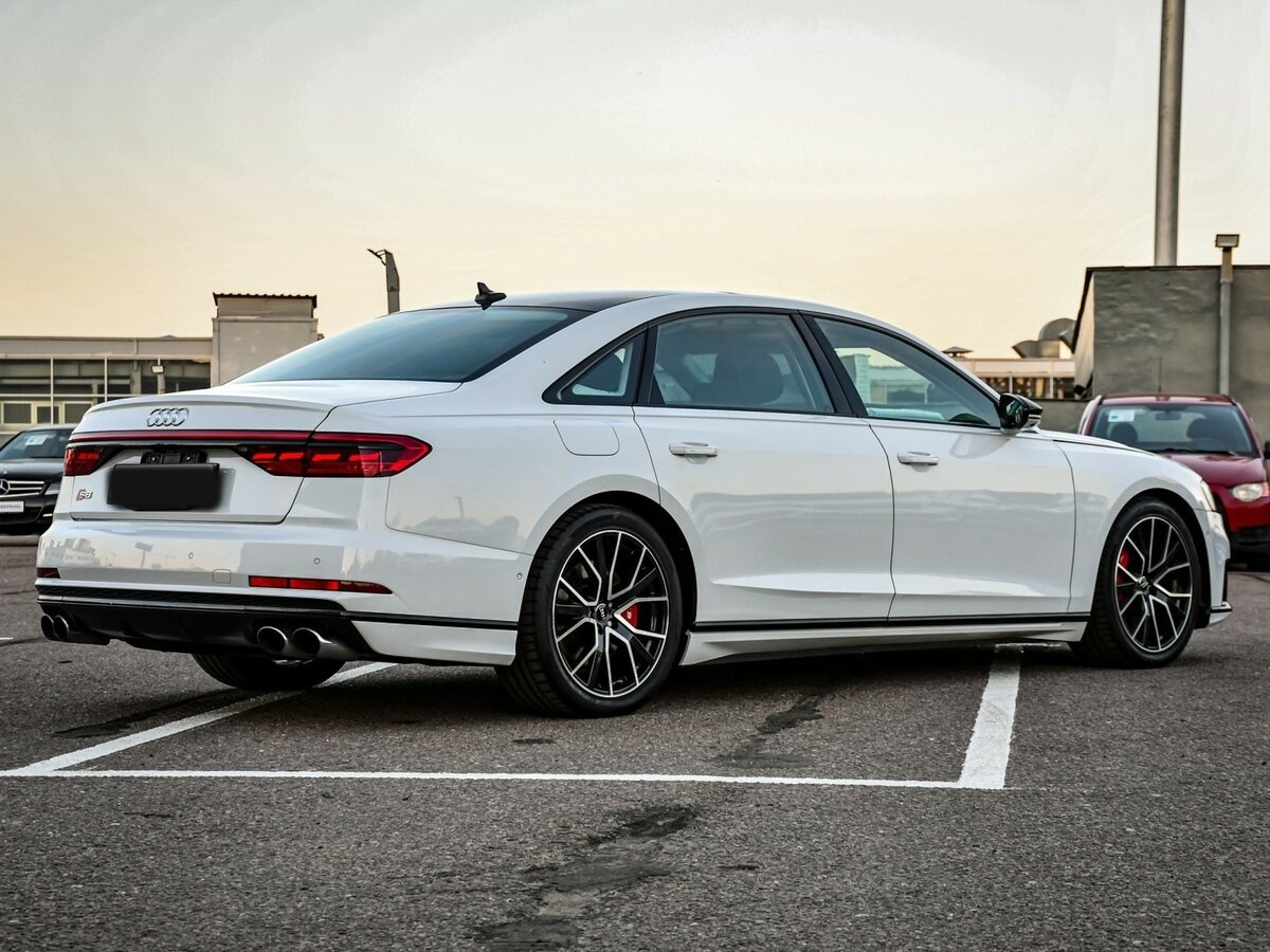 Audi S8 Long IV (D5), 2020 Фото №4