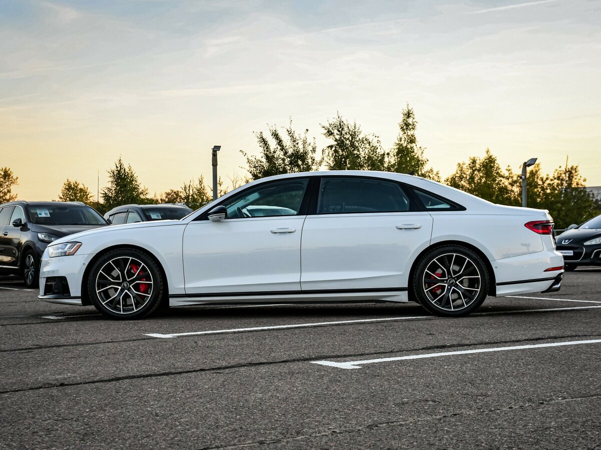 Audi S8 Long IV (D5), 2020 Фото №7