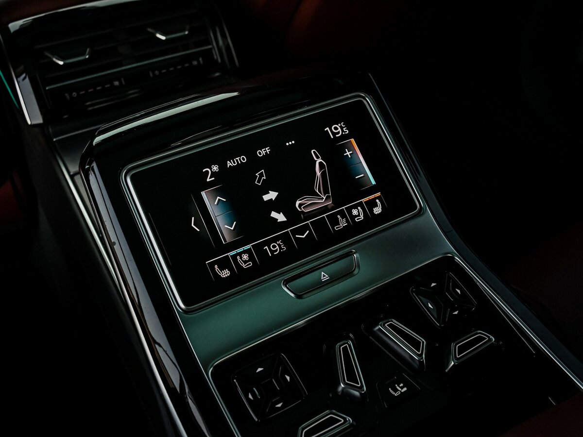 Audi S8 Long IV (D5), 2020 Фото №18