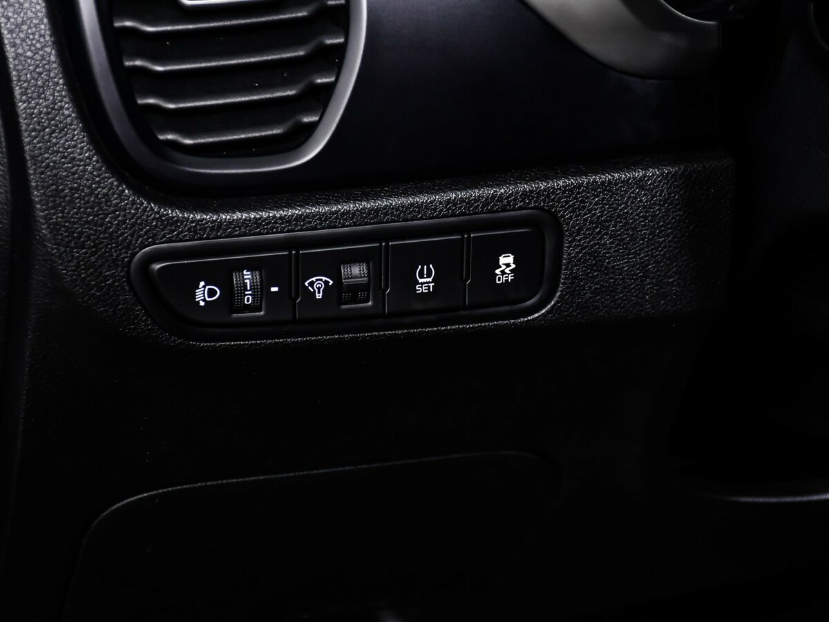 Kia Rio IV Рестайлинг, 2020 Фото №14