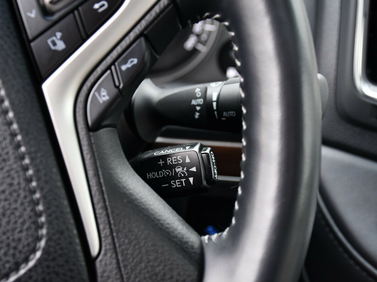 Toyota Land Cruiser 200 Series Рестайлинг 2, 2017 Фото №26