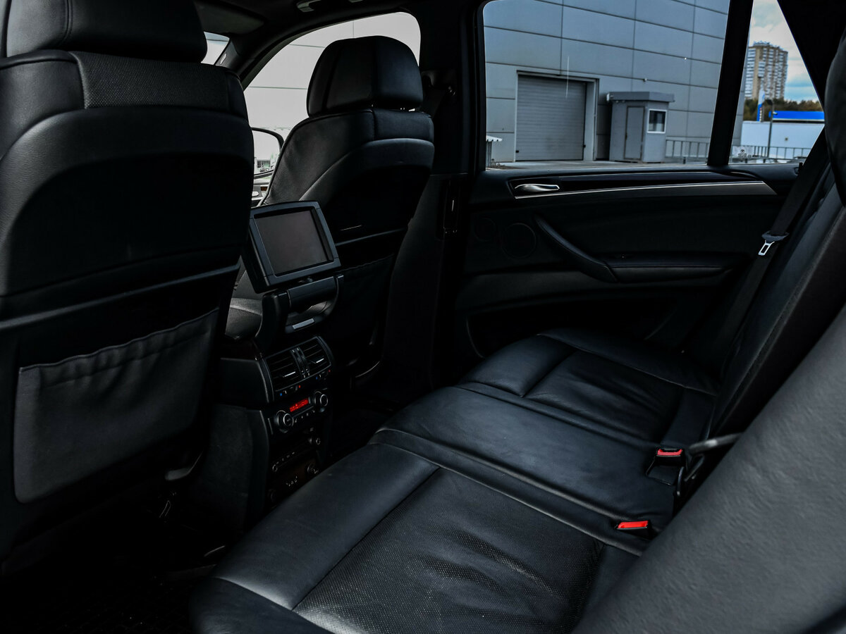BMW X5 4.8i II (E70), 2009 Фото №12