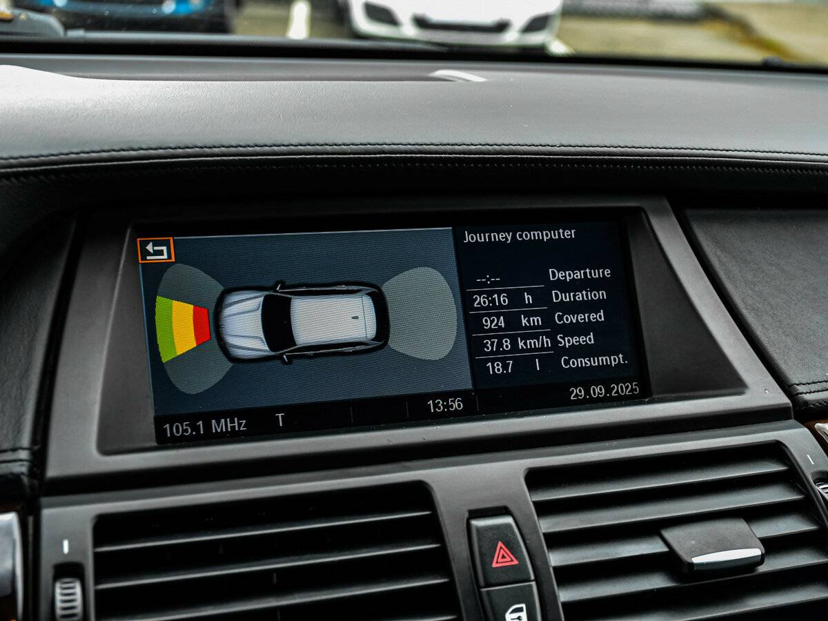 BMW X5 4.8i II (E70), 2009 Фото №18