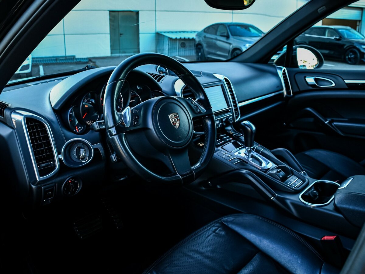 Porsche Cayenne II (958), 2011 Фото №12