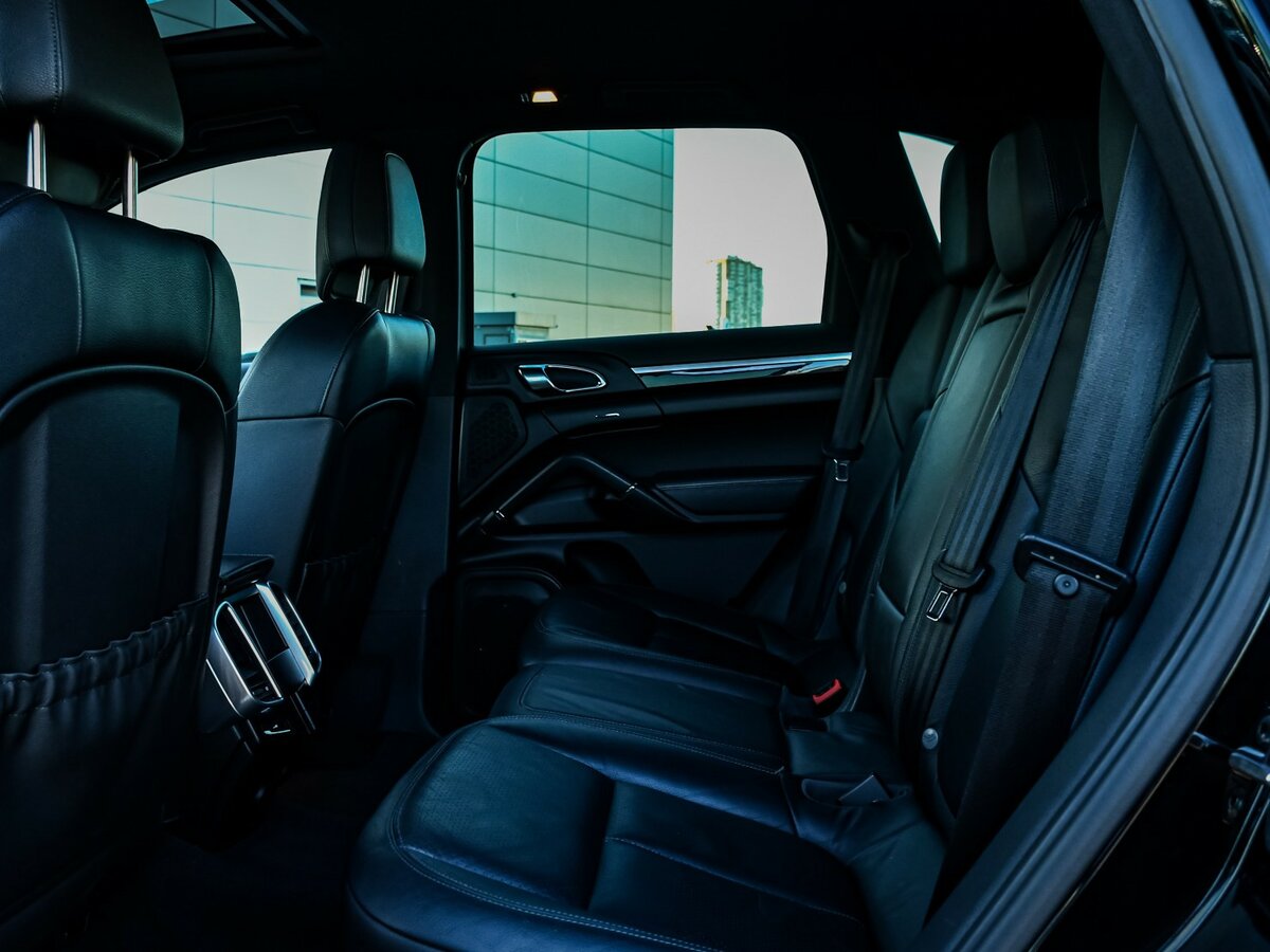 Porsche Cayenne II (958), 2011 Фото №13