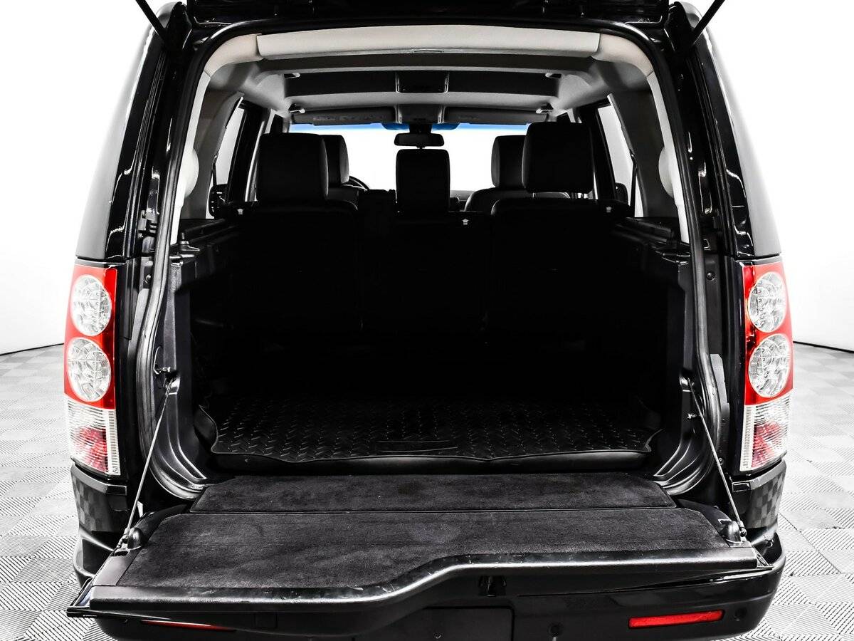 Land Rover Discovery IV Рестайлинг, 2013 Фото №21