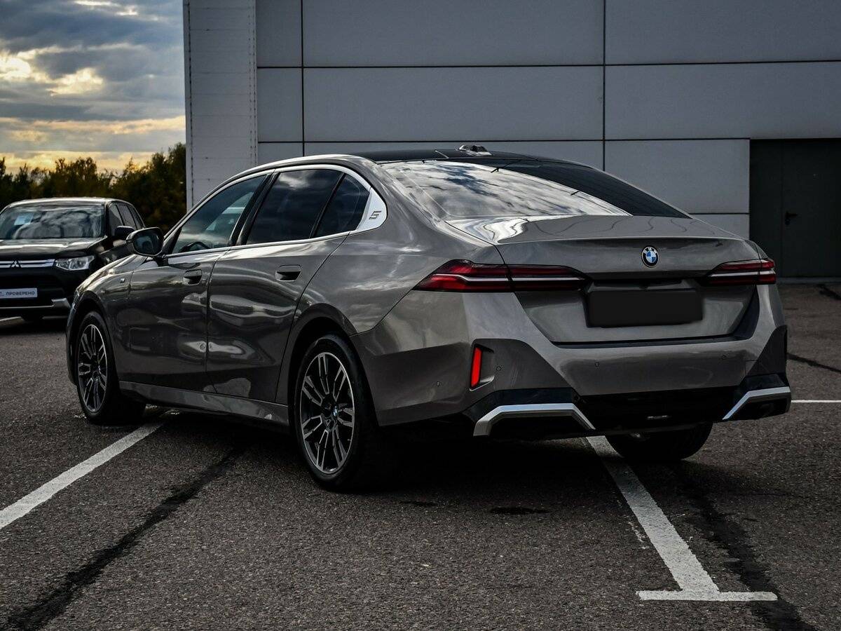 BMW 5 серии Long 525Li VIII (G60/G61/G68), 2024 - 21 710 км. | Фото №7