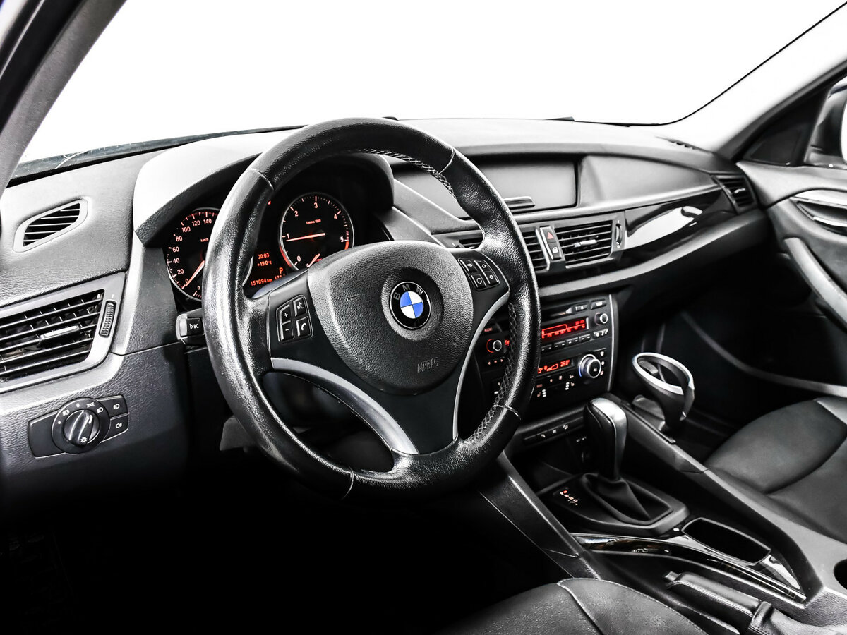 BMW X1 20d I (E84), 2010 Фото №10