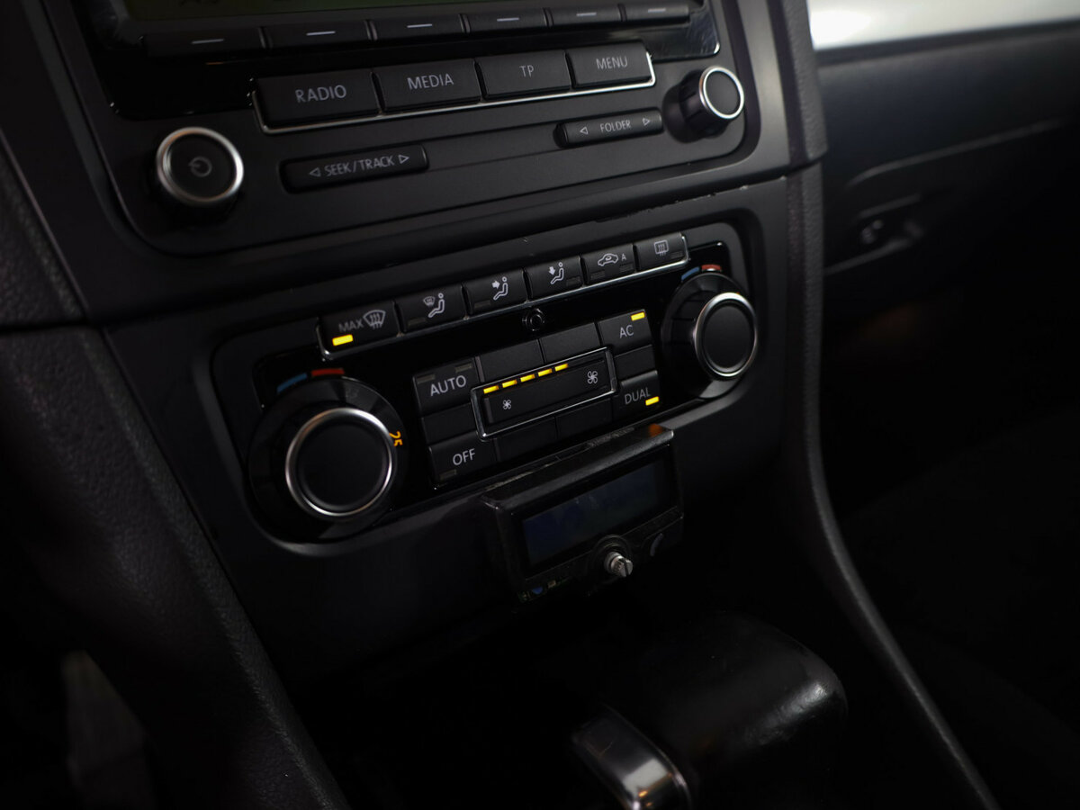 Volkswagen Golf VI, 2009 Фото №13