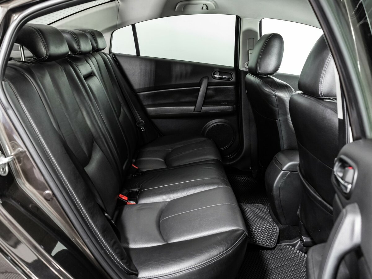 Mazda 6 II (GH) Рестайлинг, 2010 Фото №13