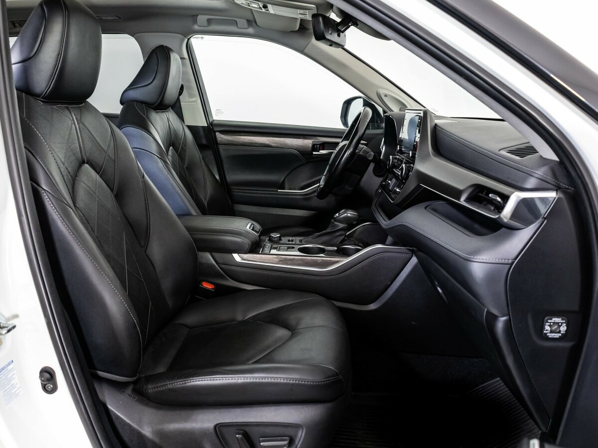 Toyota Highlander IV (U70), 2021 Фото №18
