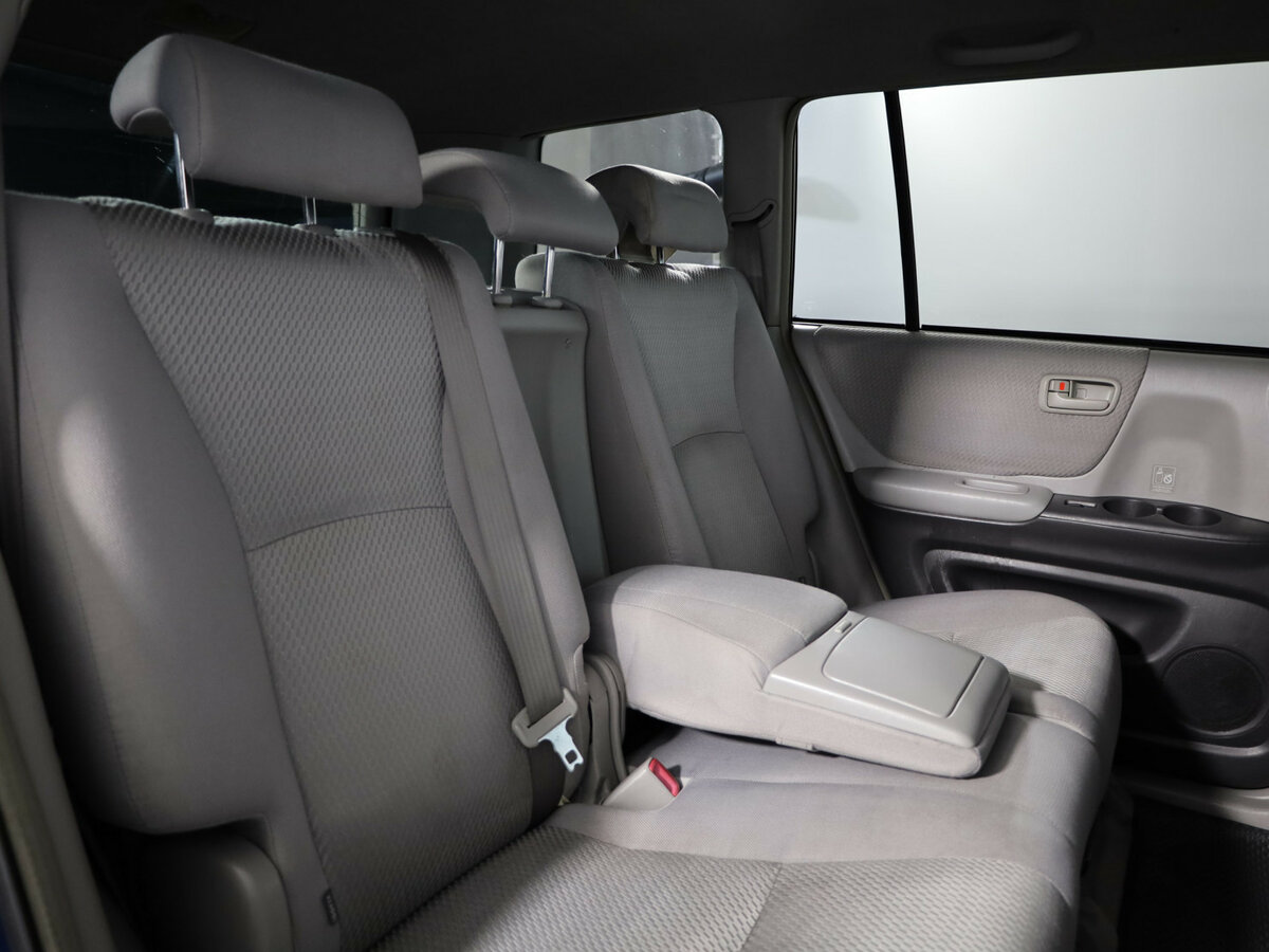 Toyota Highlander I (U20) Рестайлинг, 2003 Фото №14