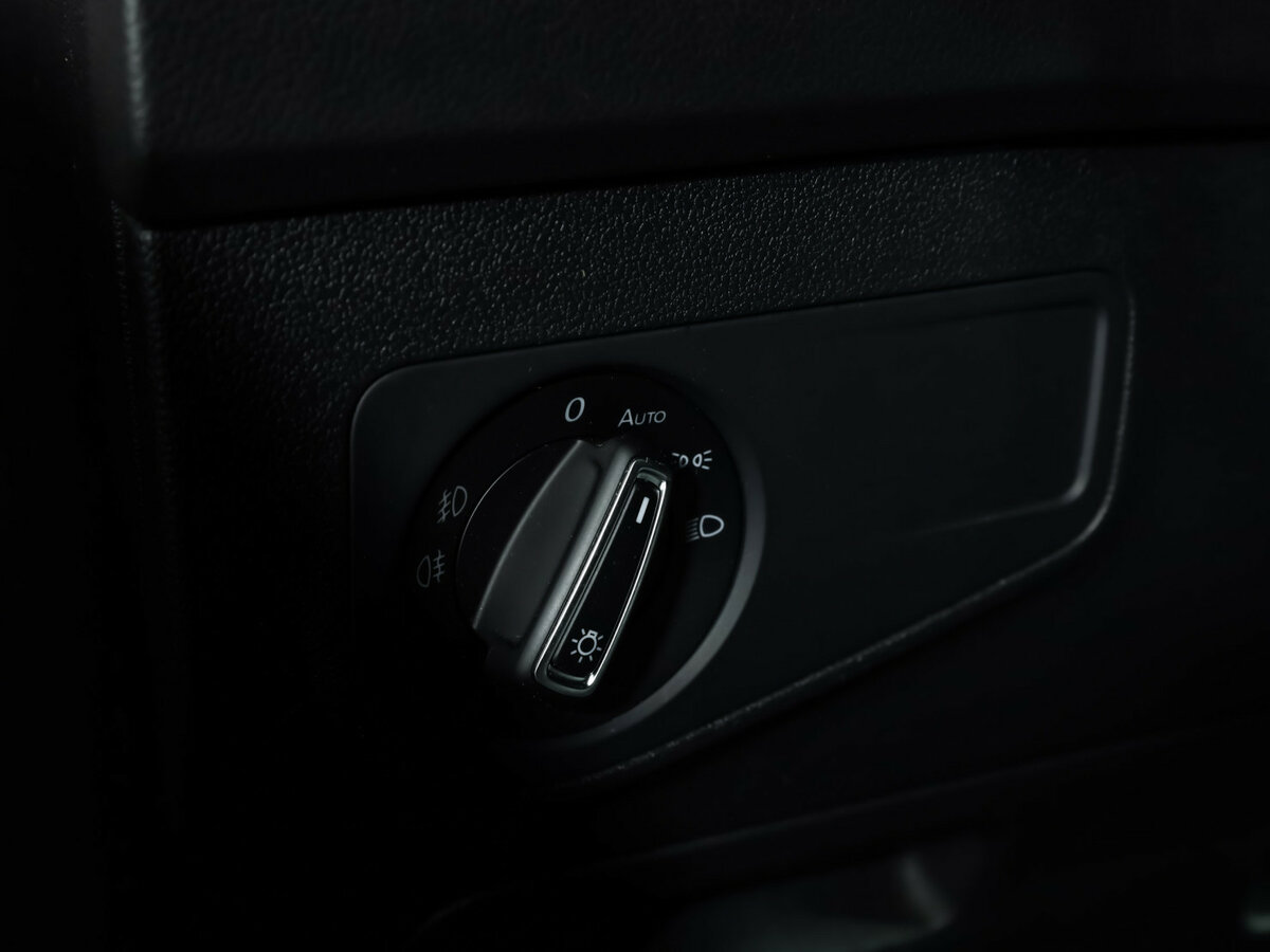 Volkswagen Tiguan II, 2017 Фото №13