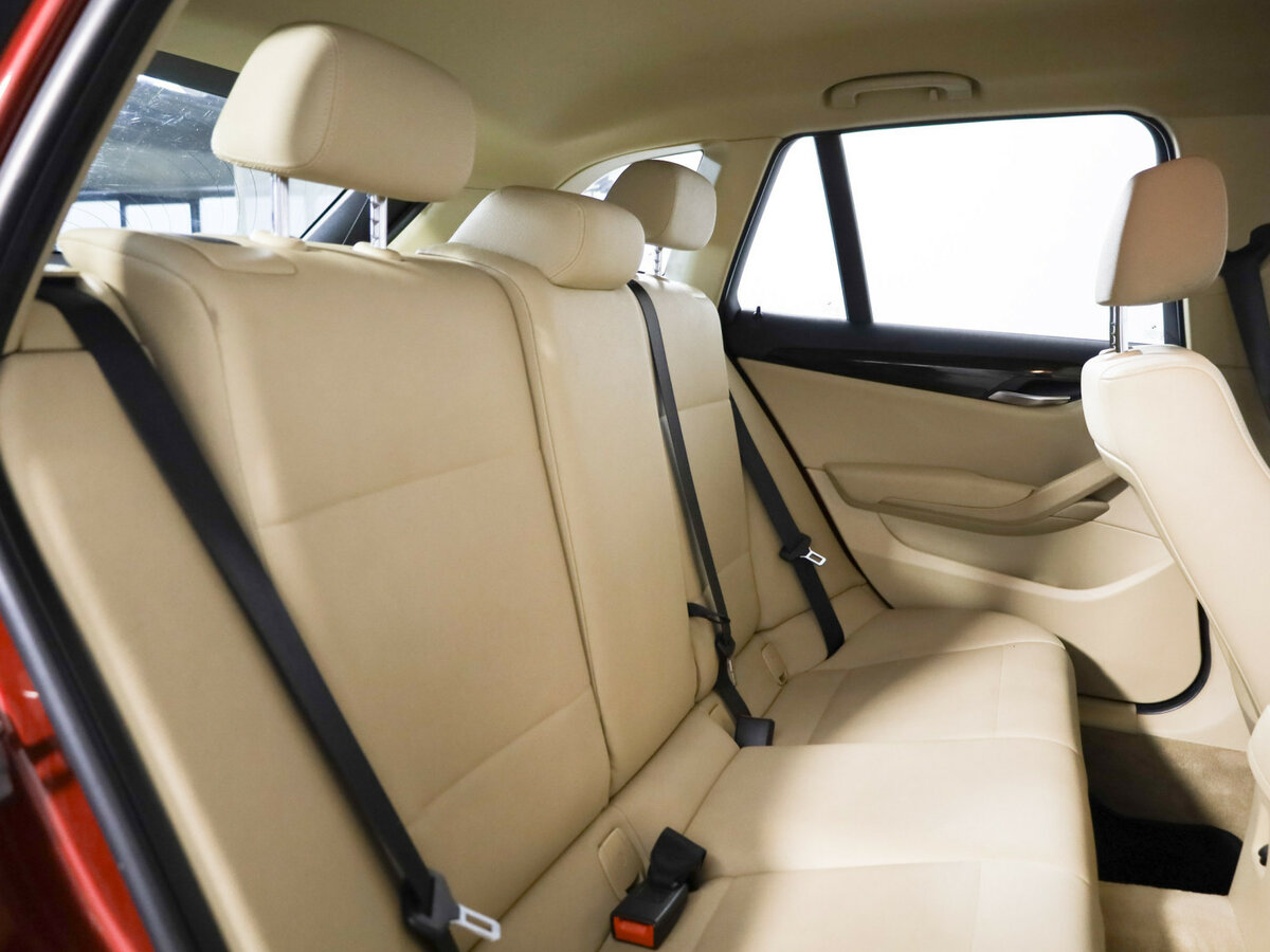 BMW X1 20d I (E84), 2011 Фото №11