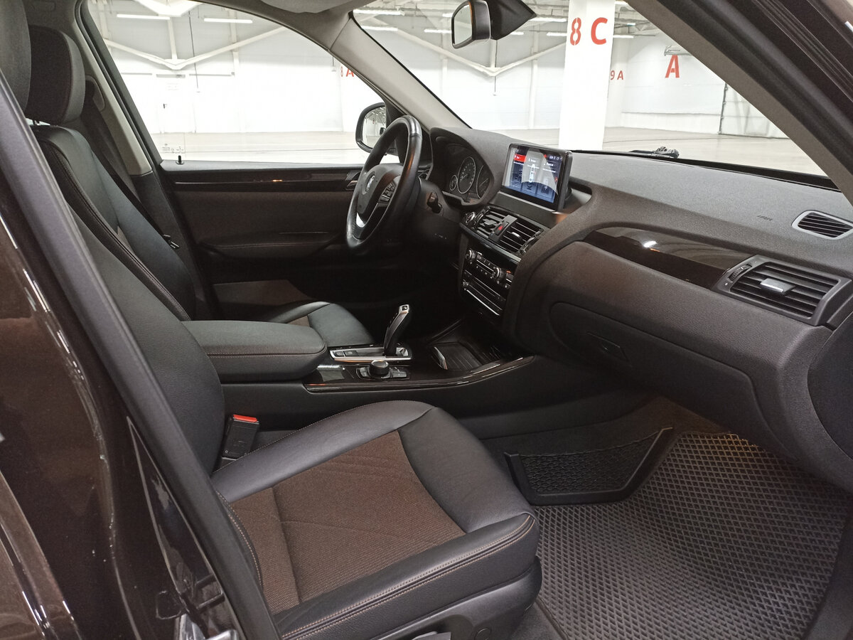 BMW X3 28i xDrive II (F25) Рестайлинг, 2015 Фото №11