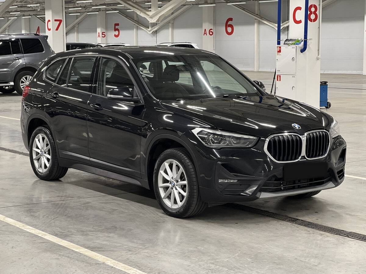 BMW X1 20i xDrive II (F48) Рестайлинг, 2021 Фото №3