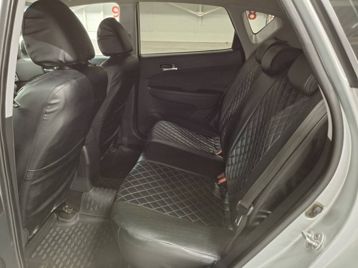 Hyundai i30 I Рестайлинг, 2011 Фото №12