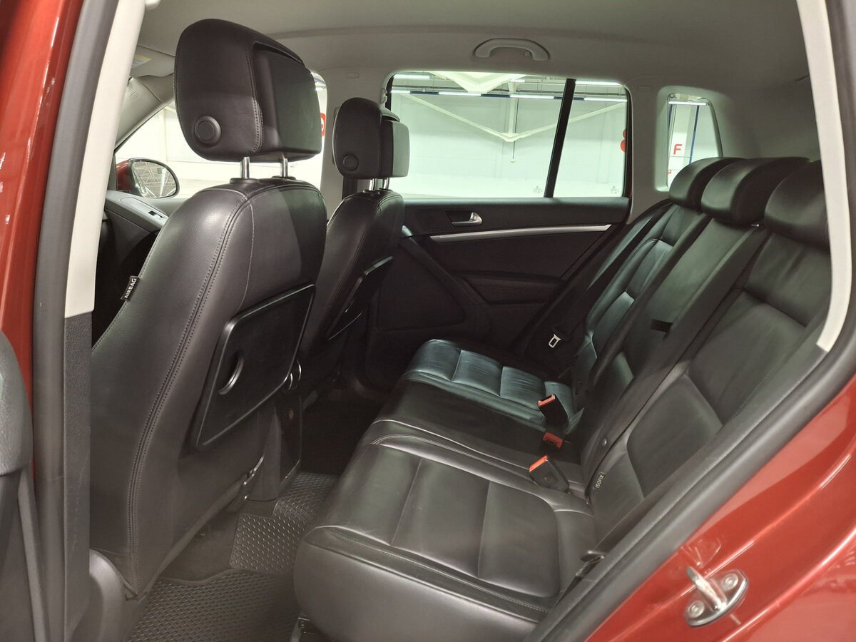 Volkswagen Tiguan I Рестайлинг, 2011 Фото №12