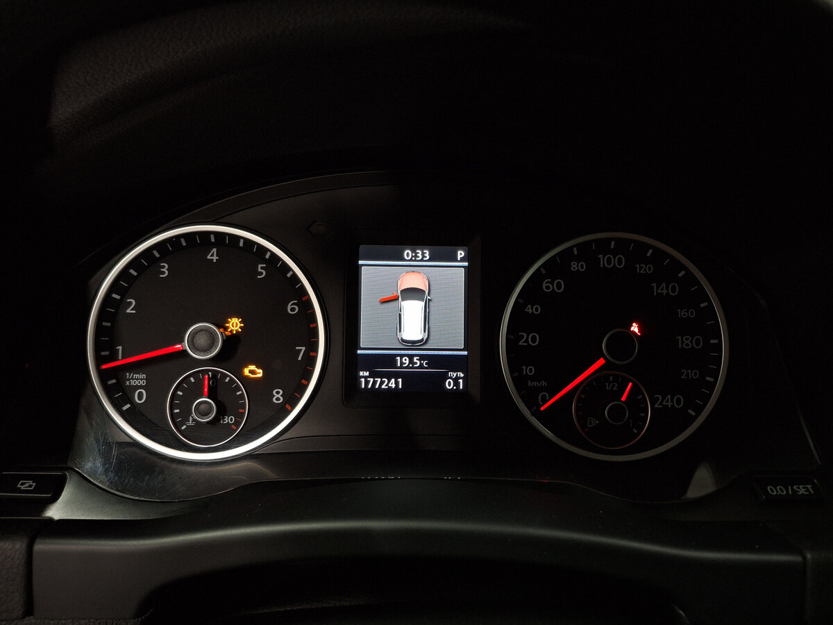 Volkswagen Tiguan I Рестайлинг, 2011 Фото №13