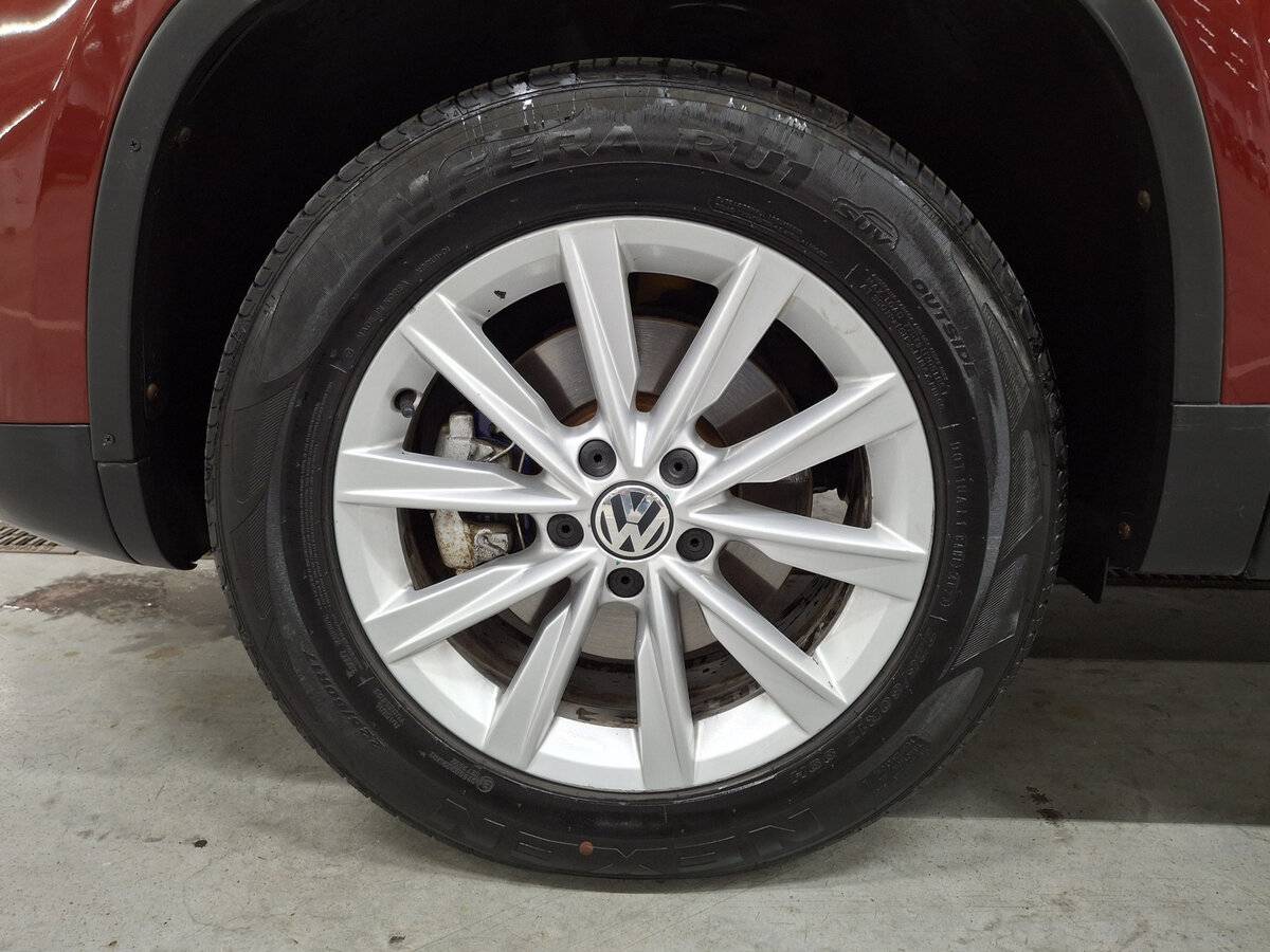 Volkswagen Tiguan I Рестайлинг, 2011 Фото №18