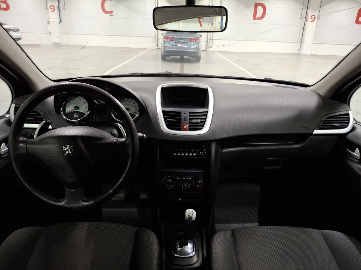 Peugeot 207 I Рестайлинг, 2010 Фото №14