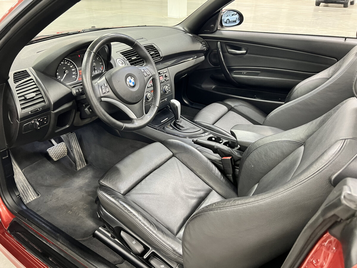 BMW 1 серии 120i I (E81/E82/E87/E88) Рестайлинг, 2008 Фото №15