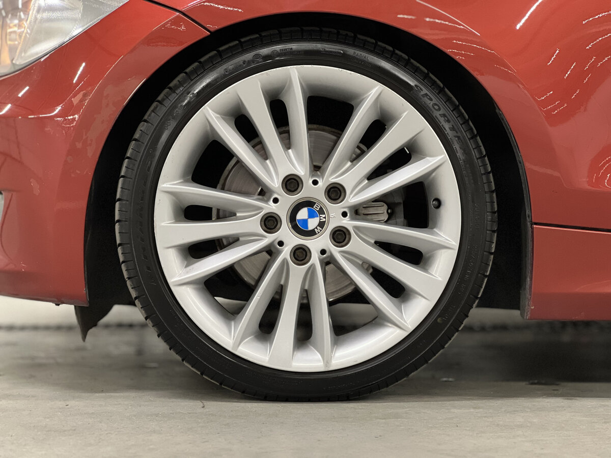 BMW 1 серии 120i I (E81/E82/E87/E88) Рестайлинг, 2008 Фото №17