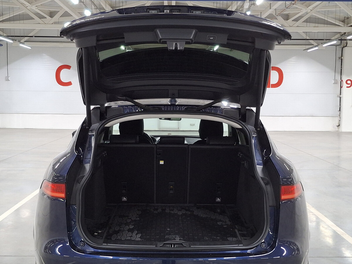 Jaguar F-Pace I, 2016 Фото №9