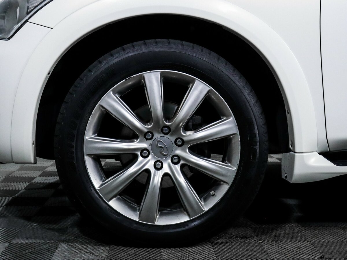 Infiniti QX56 II, 2013 Фото №16