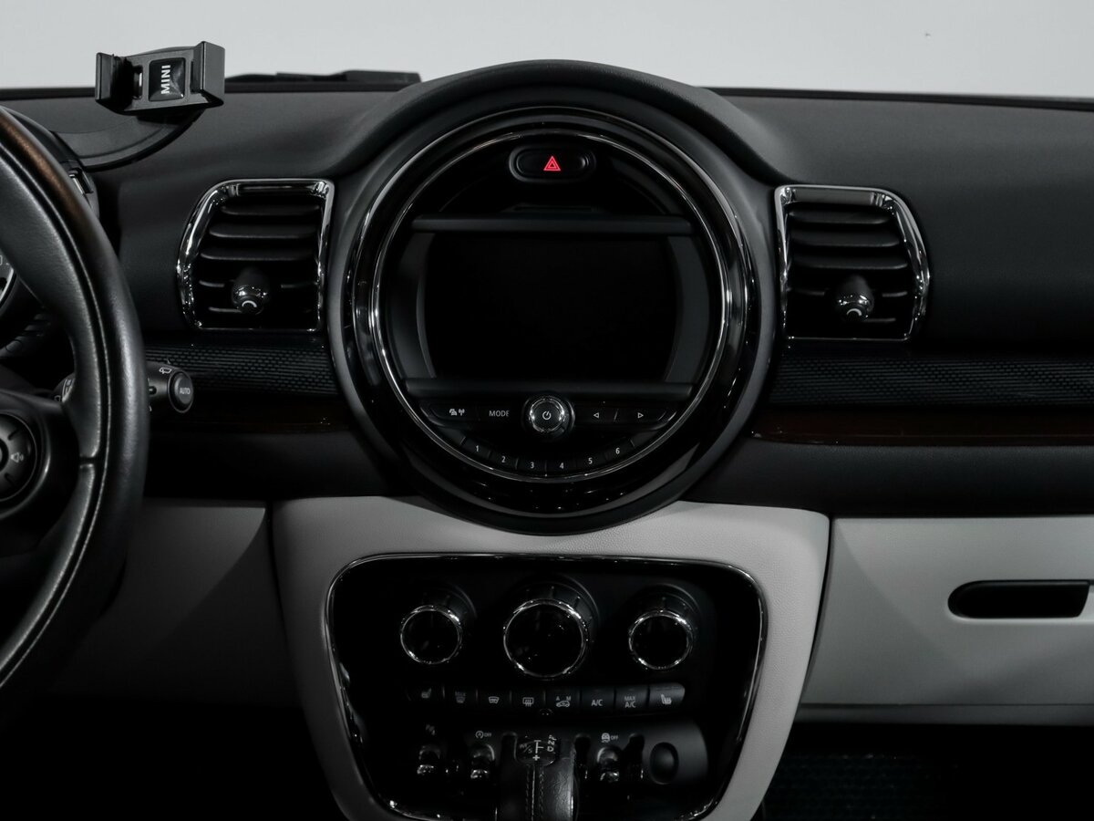 Mini Clubman Cooper S ALL4 II, 2017 Фото №13